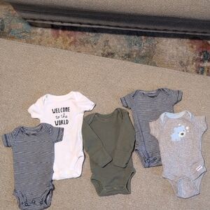 Carter's & Gerber Onies Bundle Of 5 Like New!!